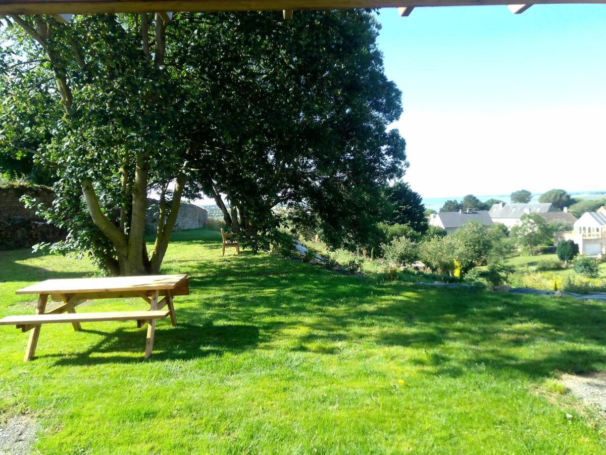 Gite Les Jardins D'Esteban Tourville-sur-Sienne Exterior photo